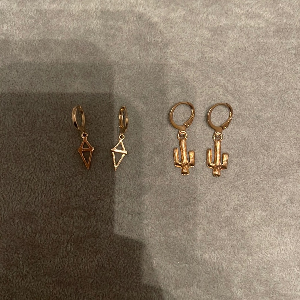 gold cactus and geometric earrings